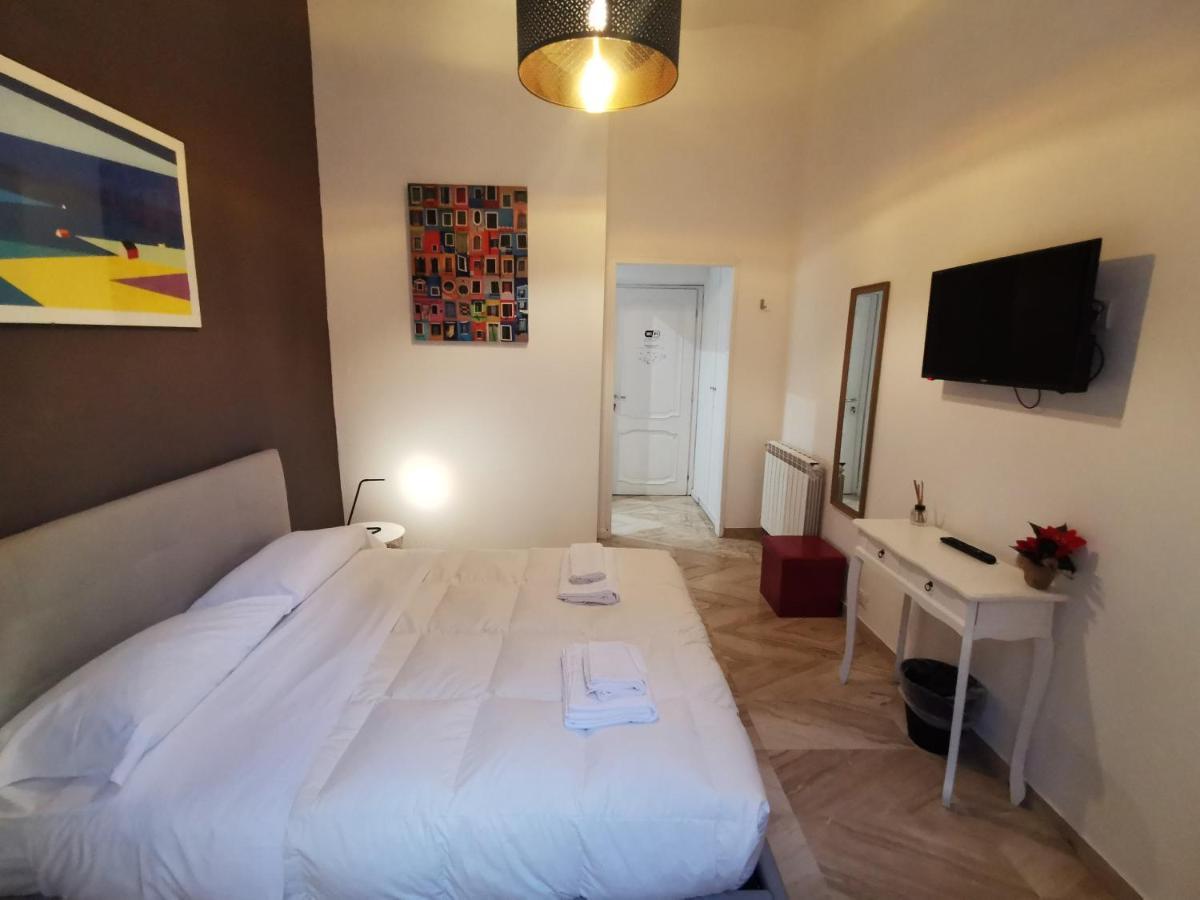 109 Suites Roma Pokoj fotografie